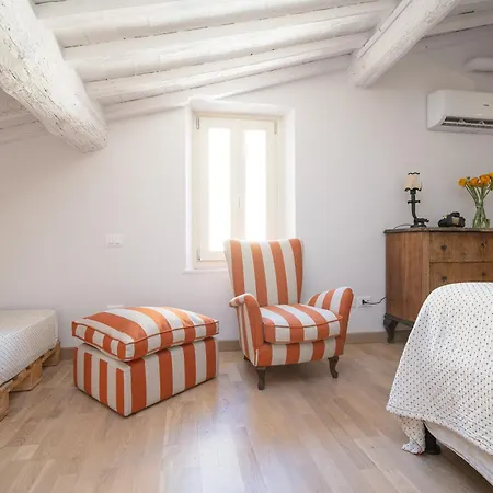 Saliscendi Apartment *